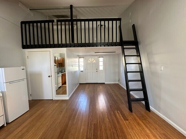 Foto del edificio - 3200 Encinal Ave