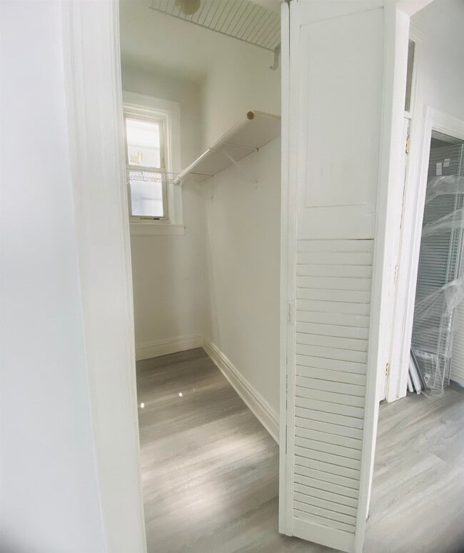 256 Winfield Ave, Jersey City, NJ 07305 House Rental in Jersey City