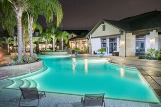 Building Photo - Ten Pines at Summerwood