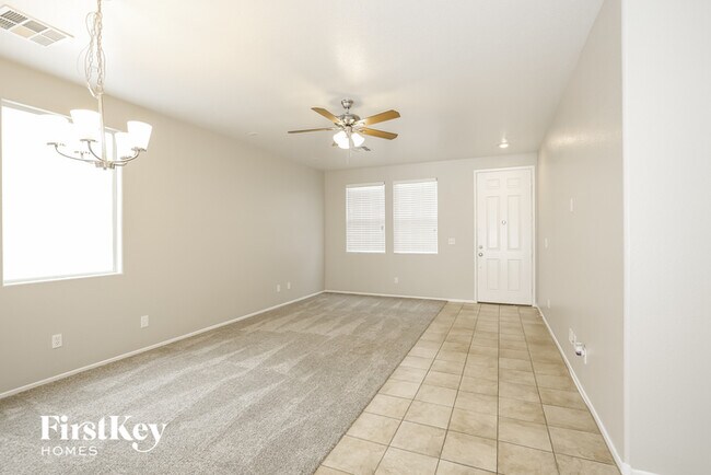Foto del edificio - 6137 Kinderhook Ct