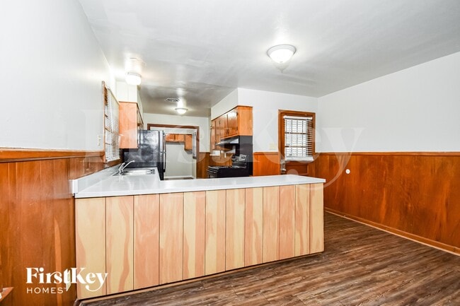 Building Photo - 1083 Richland Dr