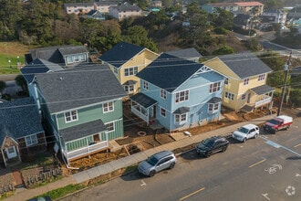 Building Photo - 650 NW Coast St