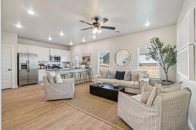 Photo - 19500 Molly Pl Townhome