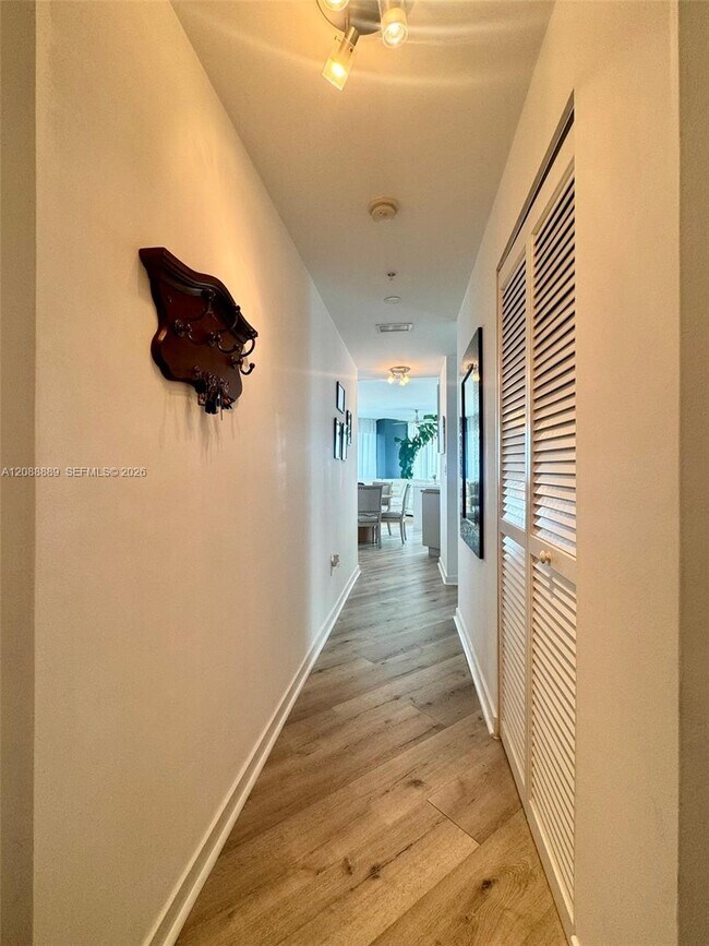 Foto del edificio - 1111 SW 1st Ave