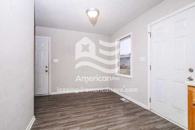 Building Photo - 116 Barnes Dr