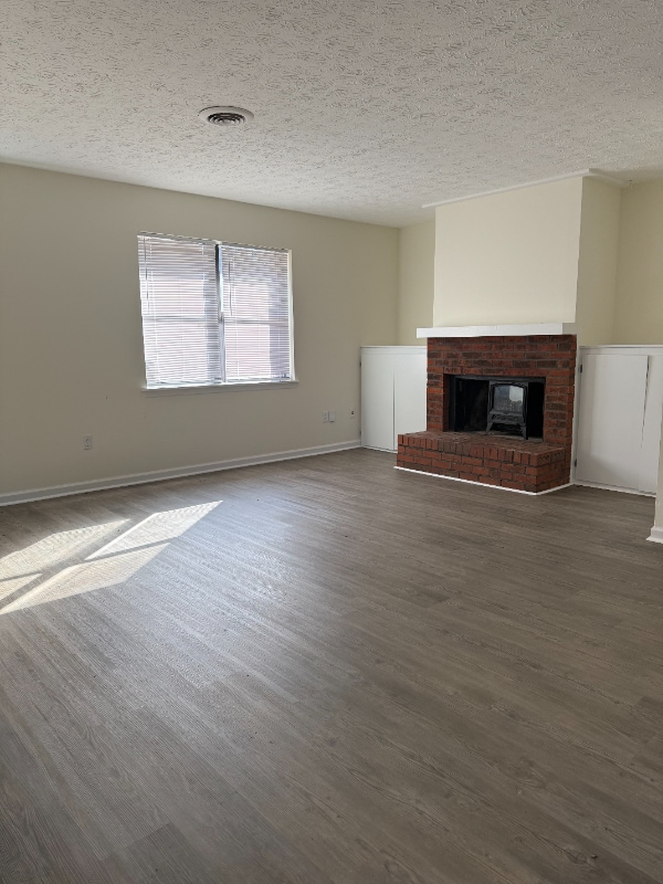 Photo - 1120 Sweetwater Cir Apartment