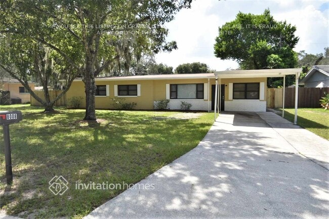 Building Photo - 8008 Pine Hill Dr