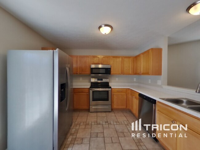 Building Photo - 1261 Legacy Lane Indianapolis IN