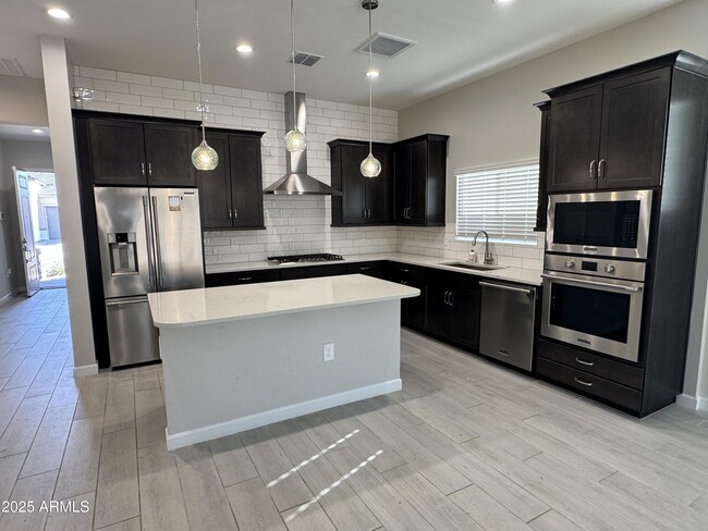 Building Photo - 6016 E Ringtail Wy