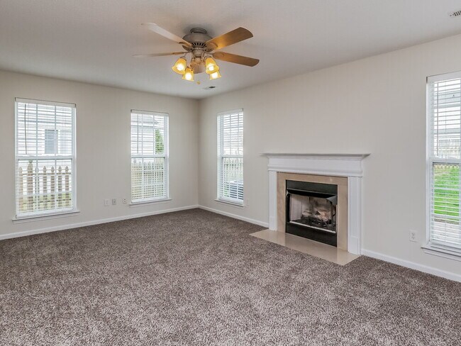 Foto del edificio - 4312 Bubbling Brook Ct