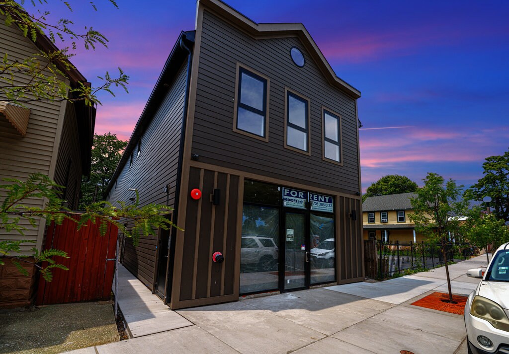 Foto principal - 13426 Old Western Ave