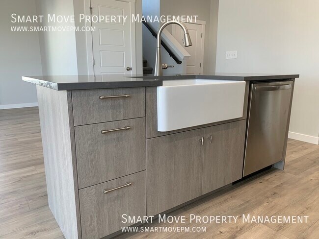 Foto del edificio - 3553 W Newland St