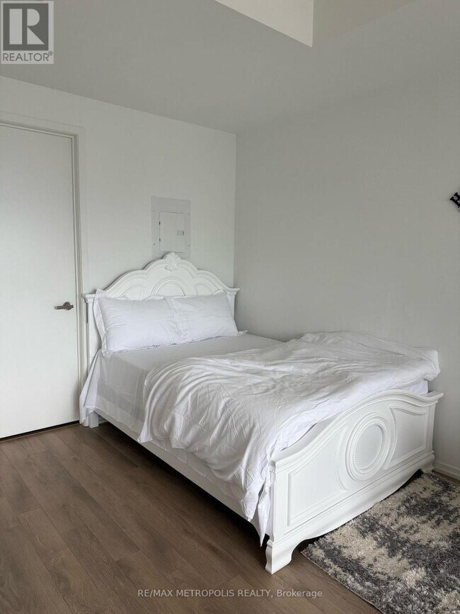 Photo du bâtiment - 197 Yonge St