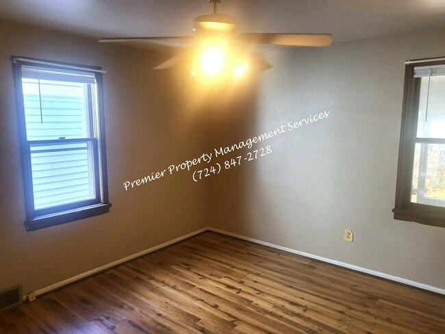 Foto del edificio - 919 6th Ave