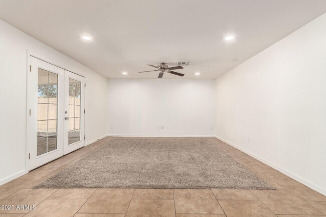 Building Photo - 13234 N 38th Pl