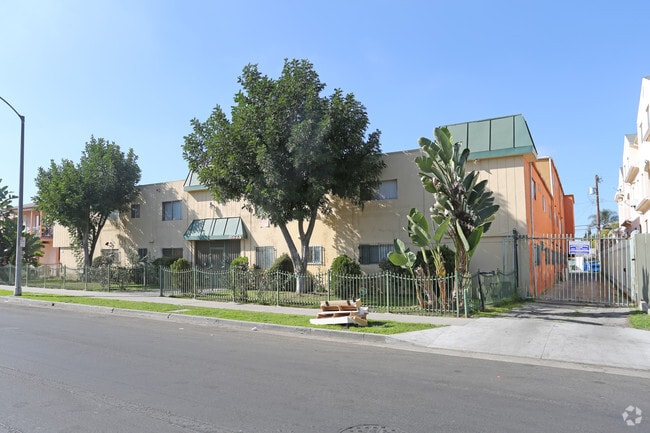 Building Photo - 6329 10th Ave