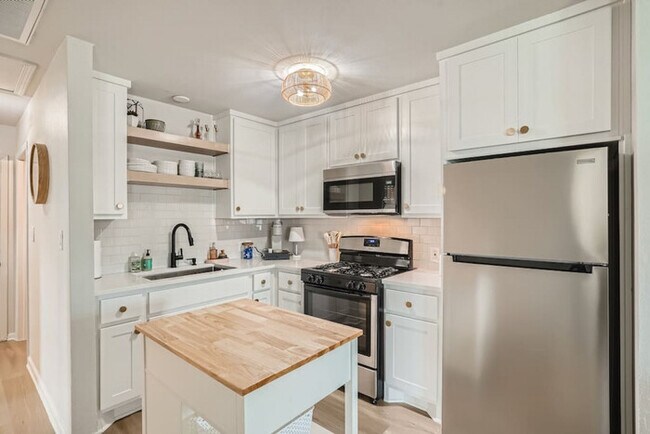 Foto del edificio - Evening Primrose @ 808A