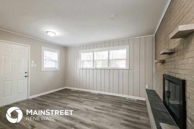 Foto del edificio - 4769 N Mitchner Ave