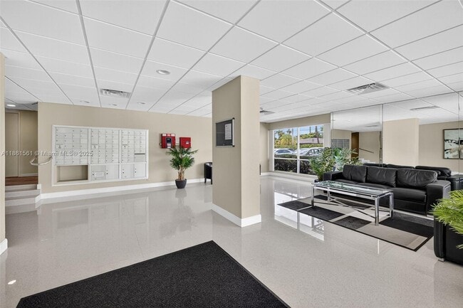Foto del edificio - 1831 NE 38th St