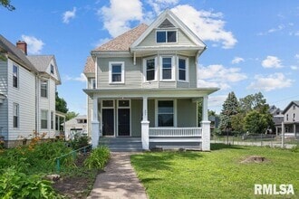 Building Photo - 404 W 16th St