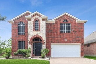 Building Photo - 4601 Summer Oaks Ln