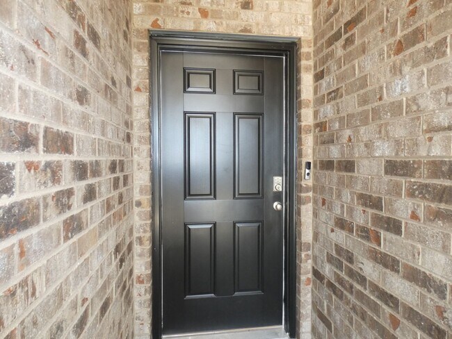 Building Photo - 4 Bedroom in newly developed Hawk's Landing