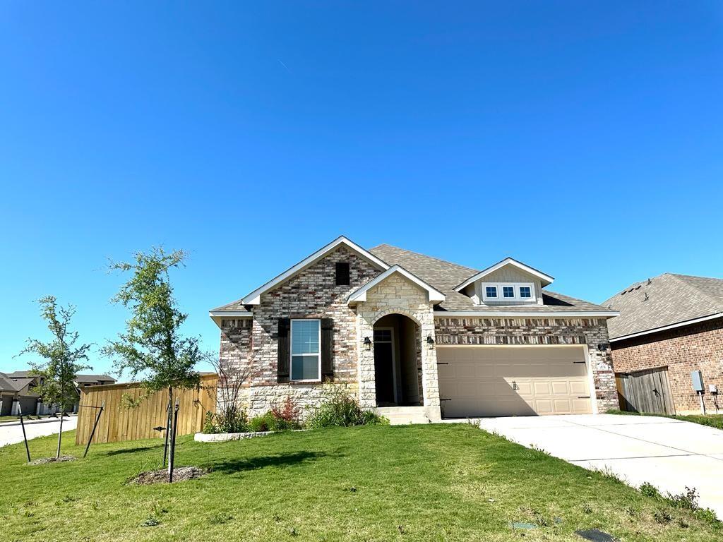 Primary Photo - 201 Scenic Hills Cir