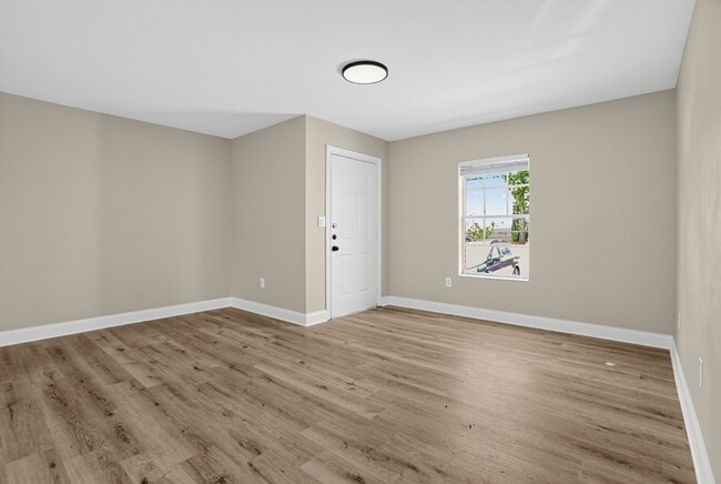 Building Photo - Highland Village
