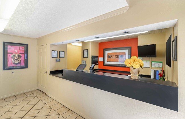 Lobby and Guest Check-in - Furnished Studio - Brandon