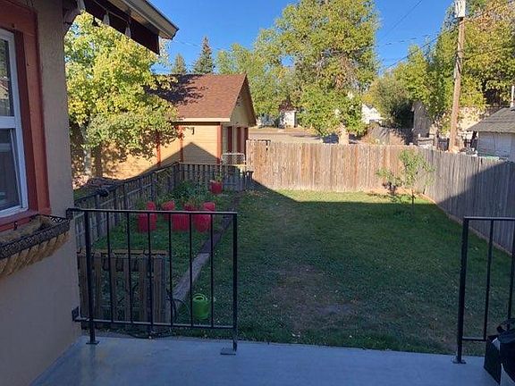 Foto del edificio - 1913 Seymour Ave