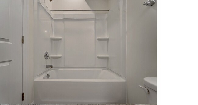 Building Photo - 2310 Creekmere Ln