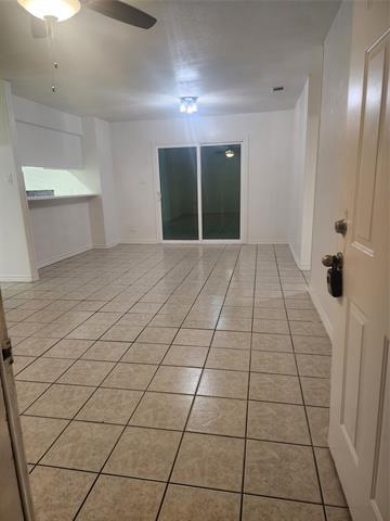 Foto del edificio - 3900 Camelot St