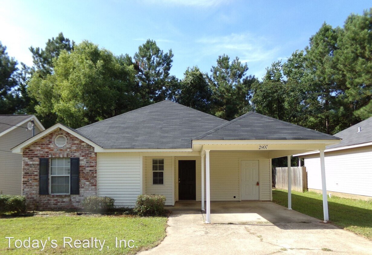Primary Photo - 3 br, 2 bath House - 2807 W. Barnett Sprin...
