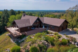 Building Photo - 61180 48th Ave