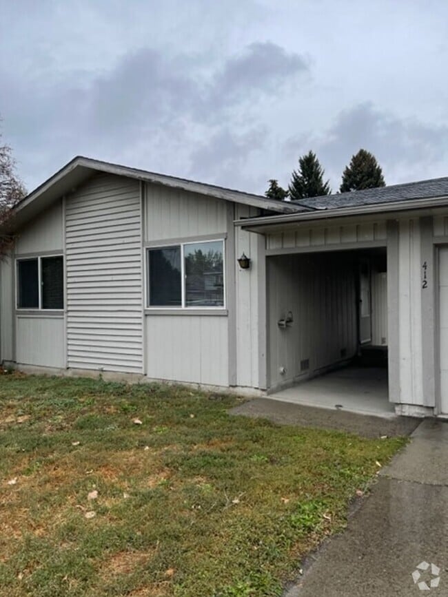 Building Photo - 412 N 19th Ave
