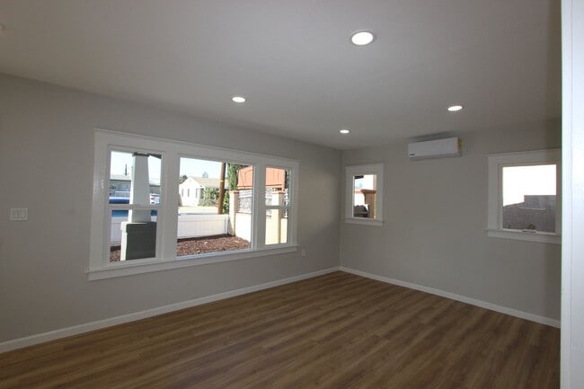 Foto del edificio - 251 S 36th St