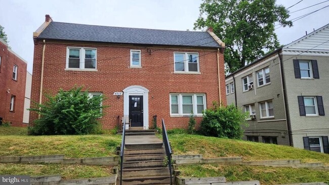 Building Photo - 4515 Avondale St