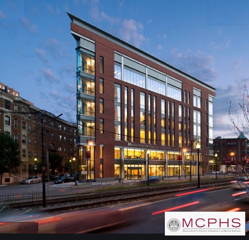 15 Aberdeen St Unit 2, Boston, MA 02215 Condo for Rent in Boston, MA