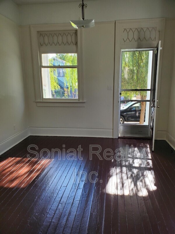 Foto del edificio - 527 S Scott St