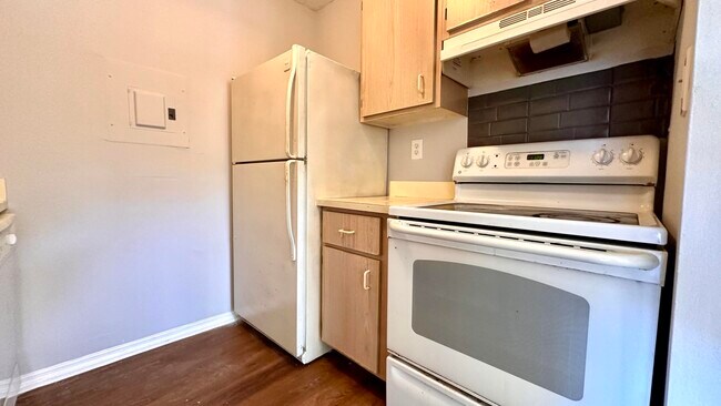 Foto del edificio - 1089 Benoist Farms Rd