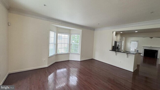 Foto del edificio - 9658 Atterbury Ln