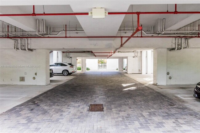 Foto del edificio - 3062 Bird Ave