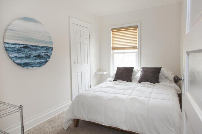 Foto del edificio - 2848 NE Everett St