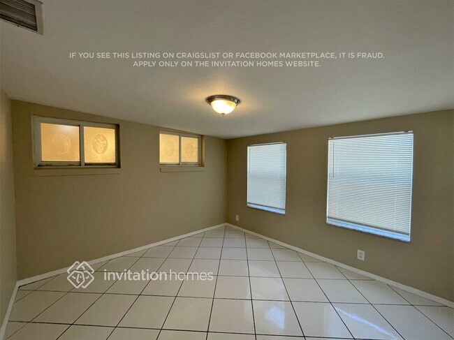 Foto del edificio - 3309 Seffner Dr
