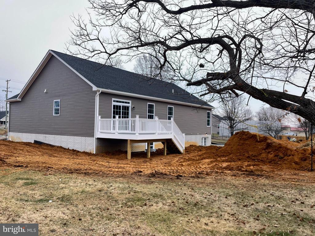 Primary Photo - 7073 Winchester Ave