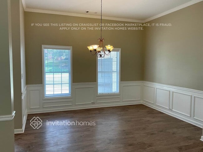 Building Photo - 7555 Golden Sands Dr