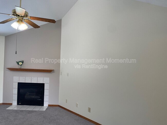 Foto del edificio - 3531 Leawood Ave