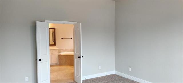 Foto del edificio - 1574 Trowbridge Cir