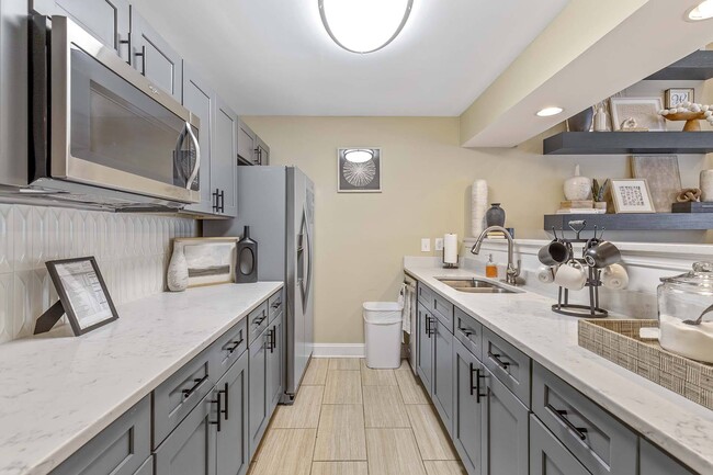 Building Photo - Willow Trail Apartments