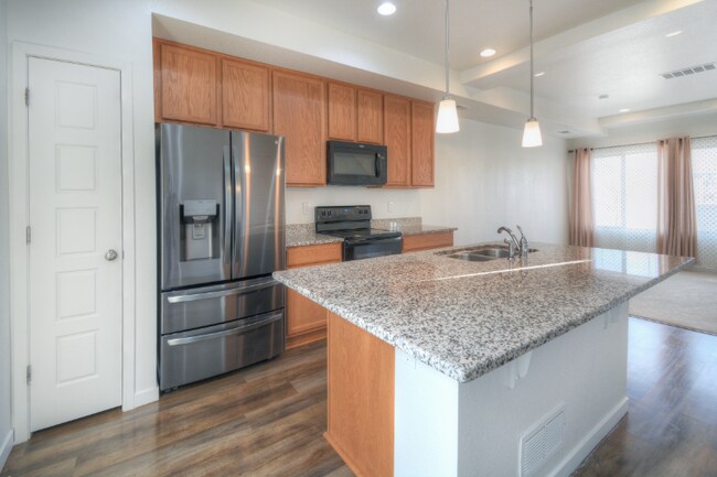 Building Photo - 5770 Callan Dr